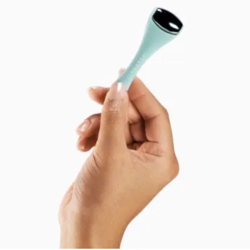 ✨NEW✨ Proven Mini Cryo Roller